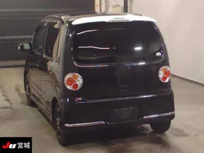 Daihatsu MOVE LATTE
