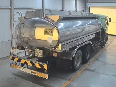 Isuzu TRUCK