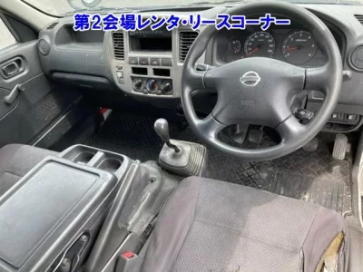Nissan CARAVAN VAN