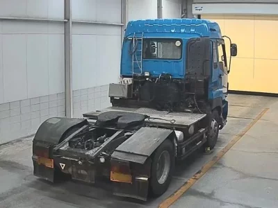 Isuzu TRUCK
