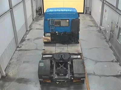 Isuzu TRUCK