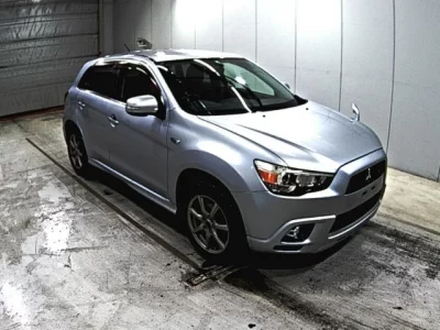 Mitsubishi RVR