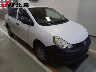 Nissan AD
