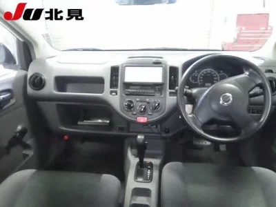 Nissan AD