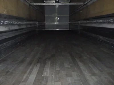 Isuzu TRUCK