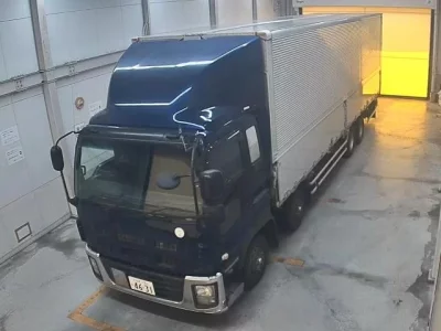 Isuzu TRUCK