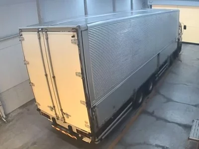Isuzu TRUCK