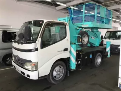 Hino DUTRO