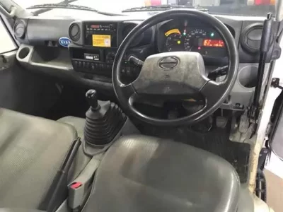 Hino DUTRO