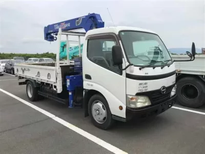 Hino DUTRO