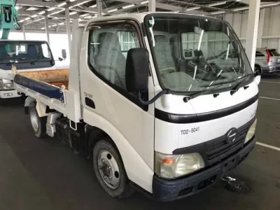 Hino DUTRO
