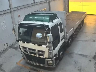 Isuzu TRUCK