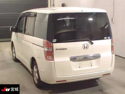 Honda STEP WAGON