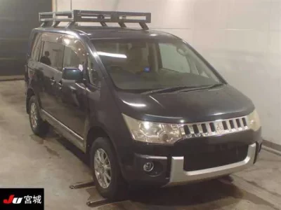 Mitsubishi DELICA D5