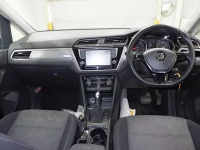 Volkswagen GOLF TOURAN