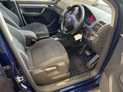 Volkswagen GOLF TOURAN