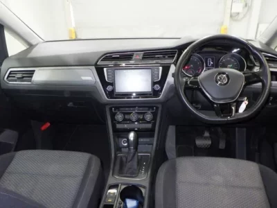 Volkswagen GOLF TOURAN