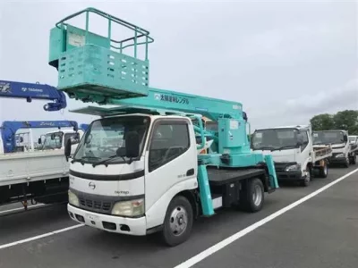 Hino DUTRO