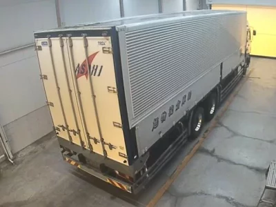 Isuzu TRUCK