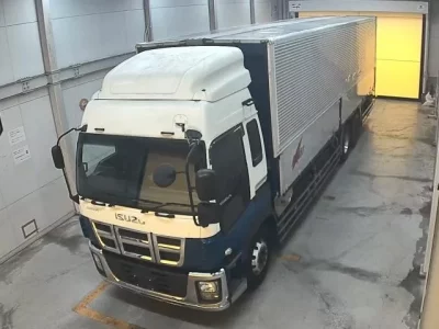 Isuzu TRUCK