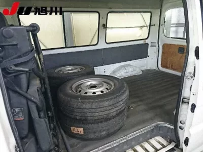 Nissan VANETTE VAN