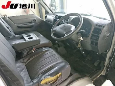 Nissan VANETTE VAN