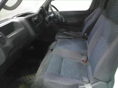 Isuzu COMO
