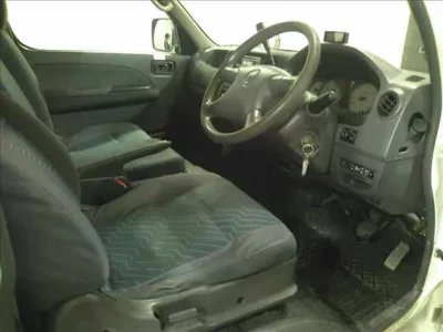 Isuzu COMO