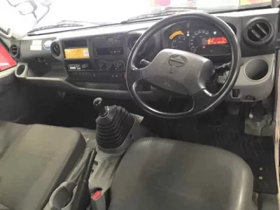 Hino DUTRO