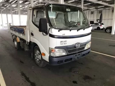 Hino DUTRO