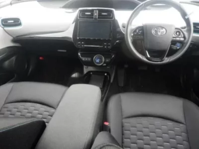 Toyota PRIUS PHV