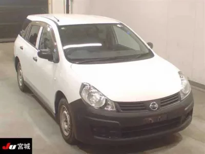Nissan AD