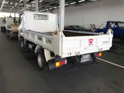Hino DUTRO