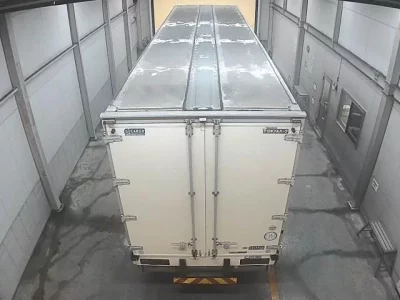 Isuzu TRUCK