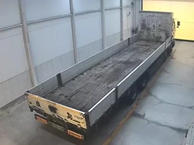 Isuzu TRUCK