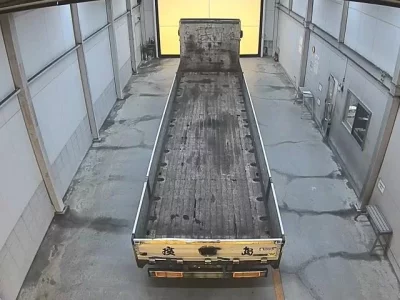 Isuzu TRUCK