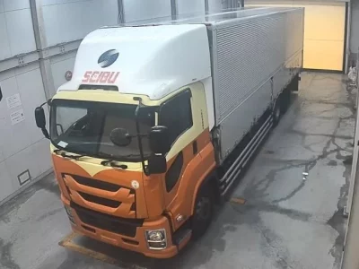 Isuzu TRUCK