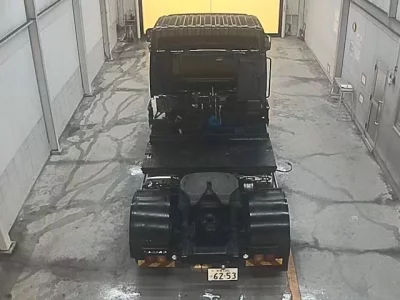Isuzu TRUCK