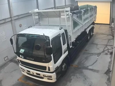 Isuzu TRUCK