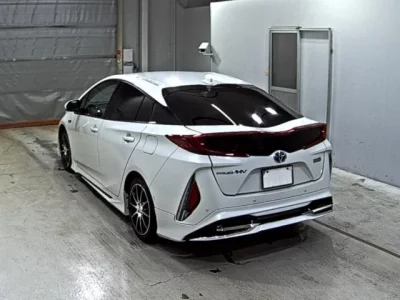 Toyota PRIUS PHV