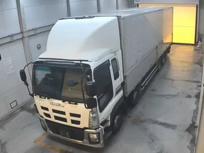Isuzu TRUCK