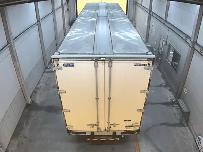Isuzu TRUCK