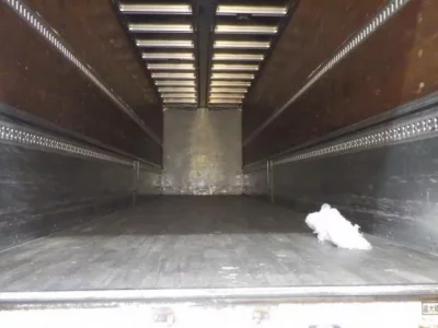 Isuzu TRUCK