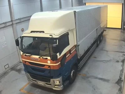 Isuzu TRUCK