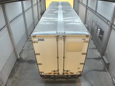 Isuzu TRUCK