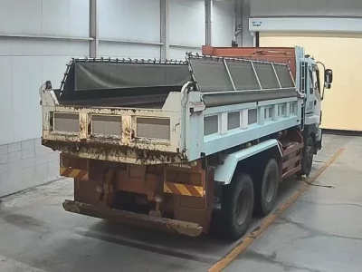 Isuzu TRUCK