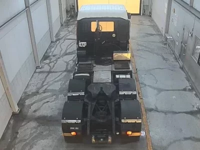 Isuzu TRUCK
