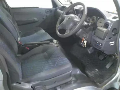 Nissan CARAVAN VAN