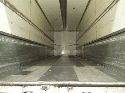 Isuzu TRUCK