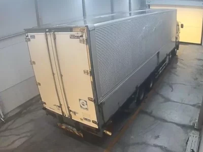 Isuzu TRUCK